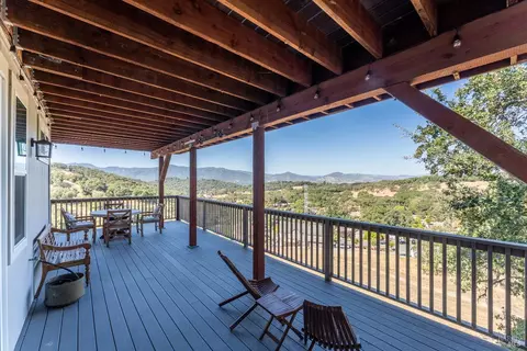 Exterior - 2412 Celestin Ct, Ukiah, CA 95482 photo 10 of 17