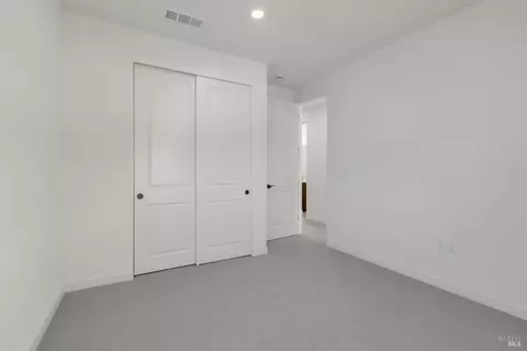 Bedroom - 8608 Rockaway Dr, Vallejo, CA 94591 photo 15 of 16