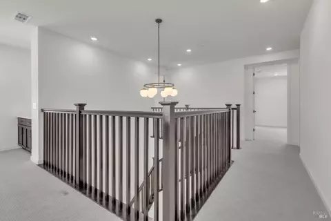 Entry Way - 8608 Rockaway Dr, Vallejo, CA 94591 photo 5 of 8