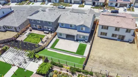 View/Area - 8608 Rockaway Dr, Vallejo, CA 94591 photo 11 of 12