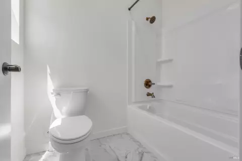 Bath - 8608 Rockaway Dr, Vallejo, CA 94591 photo 9 of 9