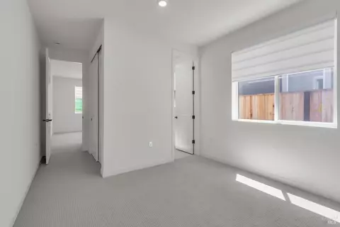 Bedroom - 8608 Rockaway Dr, Vallejo, CA 94591 photo 1 of 16