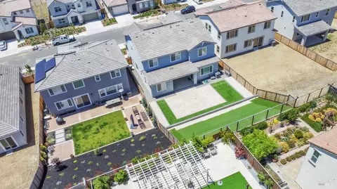 View/Area - 8608 Rockaway Dr, Vallejo, CA 94591 photo 3 of 12