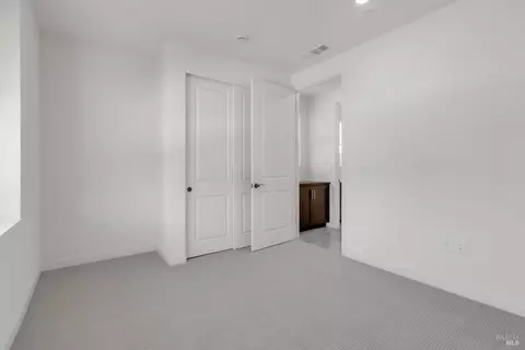 Bedroom - 8608 Rockaway Dr, Vallejo, CA 94591 photo 2 of 16