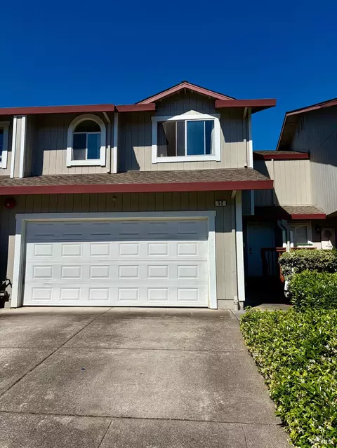 52 Regents Cir, Rohnert Park, CA 94928