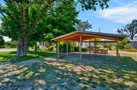 Exterior - 21880 Arnold Dr, Sonoma, CA 95476 photo 3 of 6