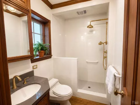 Bath - 21880 Arnold Dr, Sonoma, CA 95476 photo 1 of 3