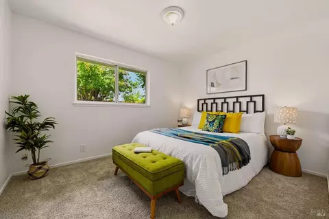 Bedroom - 108 Lakewood Ave, Vallejo, CA 94591 photo 5 of 8