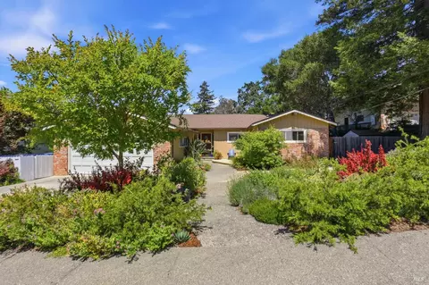 3 Tilden Dr, Novato, CA 94947