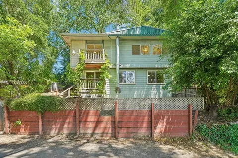 8176 Grape Ave, Forestville, CA 95436