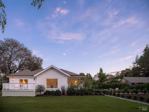 555 Magnolia Ave, Petaluma, CA 94952
