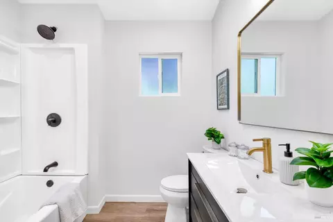 Bath - 309 Coughlan St, Vallejo, CA 94590 photo 1 of 2