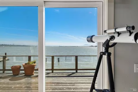 View/Area - 2 Sandy Beach Rd, Vallejo, CA 94590 photo 12 of 12