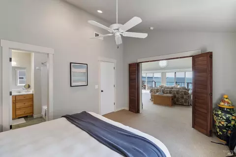 Bedroom - 2 Sandy Beach Rd, Vallejo, CA 94590 photo 2 of 3