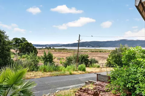 View/Area - 705 E 6th St, Benicia, CA 94510 photo 2 of 2