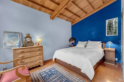 Bedroom - 100 Blue Wolf Rnch, Callahan, CA 96014 photo 1 of 2