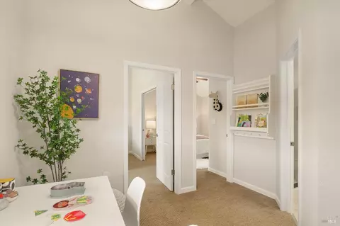 Entry Way - 5 Edgemar Way, Corte Madera, CA 94925 photo 3 of 3