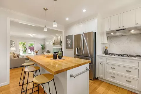 Kitchen - 5 Edgemar Way, Corte Madera, CA 94925 photo 3 of 3