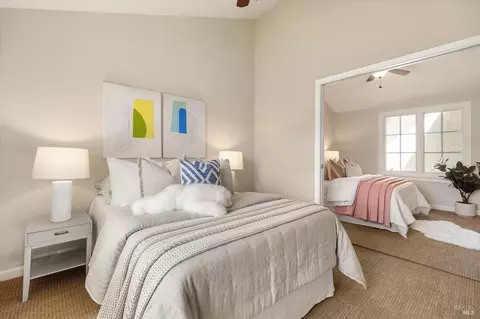 Bedroom - 5 Edgemar Way, Corte Madera, CA 94925 photo 8 of 10