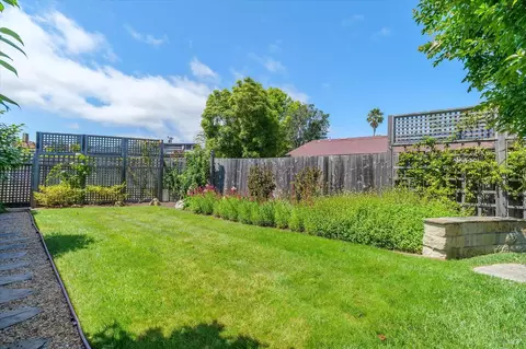 Exterior - 5 Edgemar Way, Corte Madera, CA 94925 photo 8 of 16