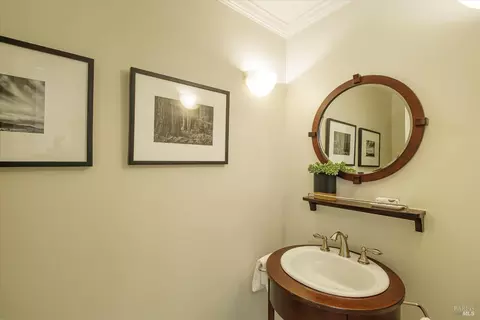 Bath - 5 Edgemar Way, Corte Madera, CA 94925 photo 1 of 4