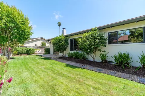 Exterior - 5 Edgemar Way, Corte Madera, CA 94925 photo 9 of 16