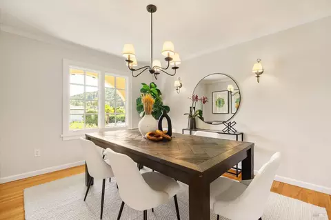 Dining - 5 Edgemar Way, Corte Madera, CA 94925 photo 1 of 3