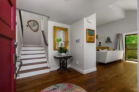 Entry Way - 9211 Lakewood Dr, Windsor, CA 95492 photo 1 of 5