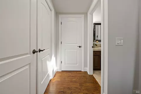 Entry Way - 9211 Lakewood Dr, Windsor, CA 95492 photo 5 of 5