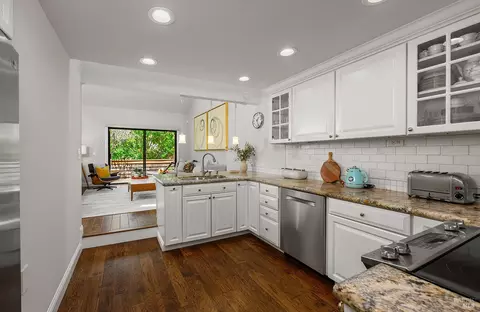 Kitchen - 9211 Lakewood Dr, Windsor, CA 95492 photo 1 of 4