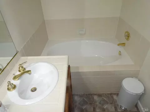 2923 Eucalyptus Ct, Fairfield, CA 94533 photo 61