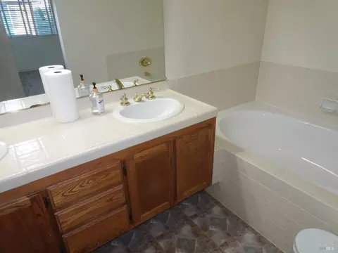 2923 Eucalyptus Ct, Fairfield, CA 94533 photo 58