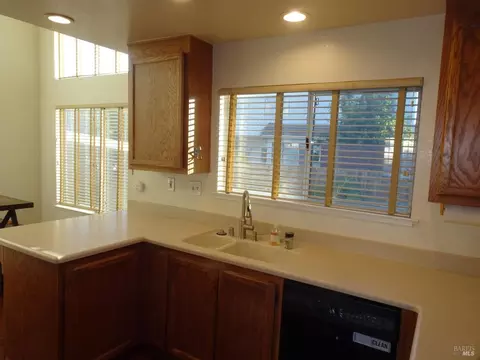 2923 Eucalyptus Ct, Fairfield, CA 94533 photo 32