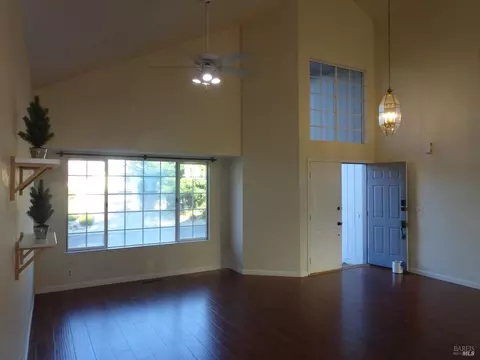 2923 Eucalyptus Ct, Fairfield, CA 94533 photo 13