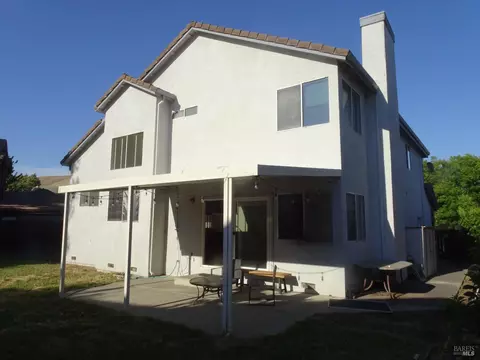 2923 Eucalyptus Ct, Fairfield, CA 94533 photo 4