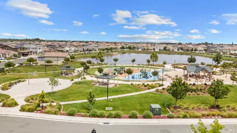 View/Area - 139 Davisco Dr, Oakley, CA 94561 photo 3 of 4