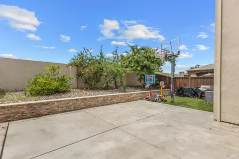 Exterior - 139 Davisco Dr, Oakley, CA 94561 photo 7 of 7