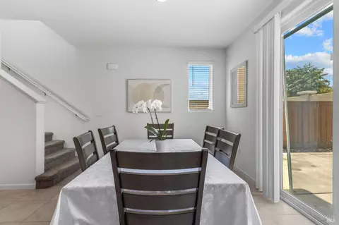 Dining - 139 Davisco Dr, Oakley, CA 94561 photo 3 of 4