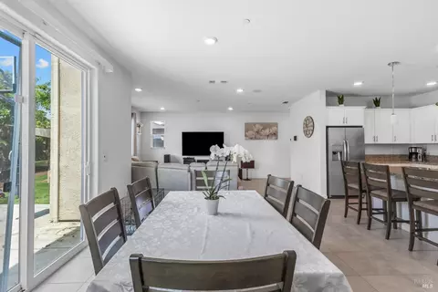 Dining - 139 Davisco Dr, Oakley, CA 94561 photo 1 of 4