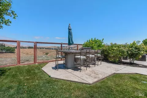 Exterior - 366 Silas Ct, Benicia, CA 94510 photo 9 of 16