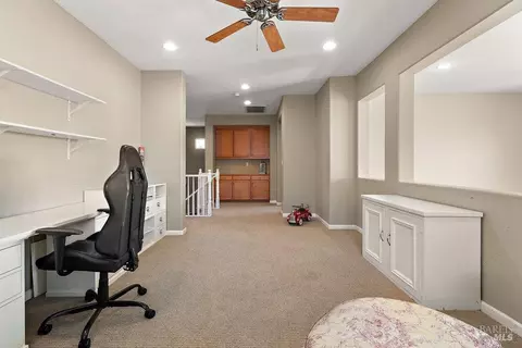 Entry Way - 366 Silas Ct, Benicia, CA 94510 photo 4 of 4