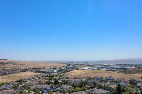 View/Area - 366 Silas Ct, Benicia, CA 94510 photo 9 of 9