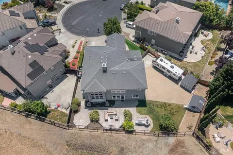 View/Area - 366 Silas Ct, Benicia, CA 94510 photo 4 of 9