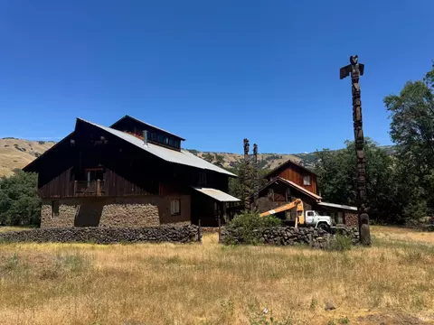 47601 Bentley Rdg, Covelo, CA 95428