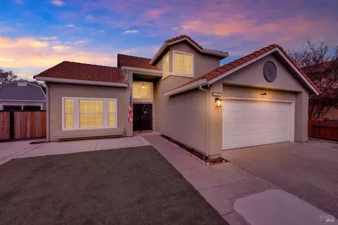 Exterior - 1106 Charter Ln, Fairfield, CA 94533 photo 12 of 13