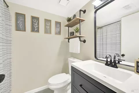 Bath - 1106 Charter Ln, Fairfield, CA 94533 photo 1 of 4