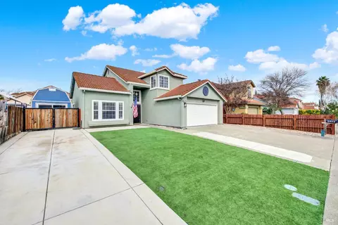 1106 Charter Ln, Fairfield, CA 94533