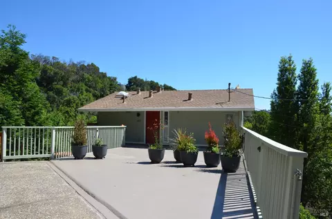 140 Redwood Rd, Fairfax, CA 94930