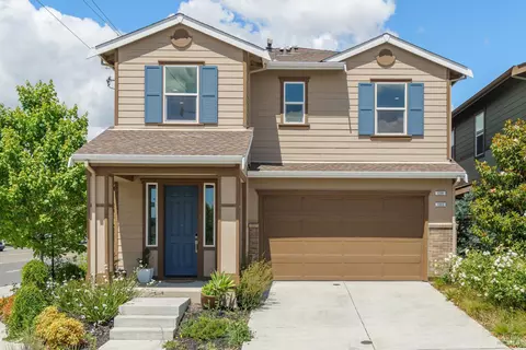 1201 Del Rancho Way, Petaluma, CA 94954