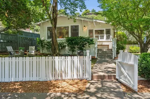 20 Cypress Dr, Fairfax, CA 94930